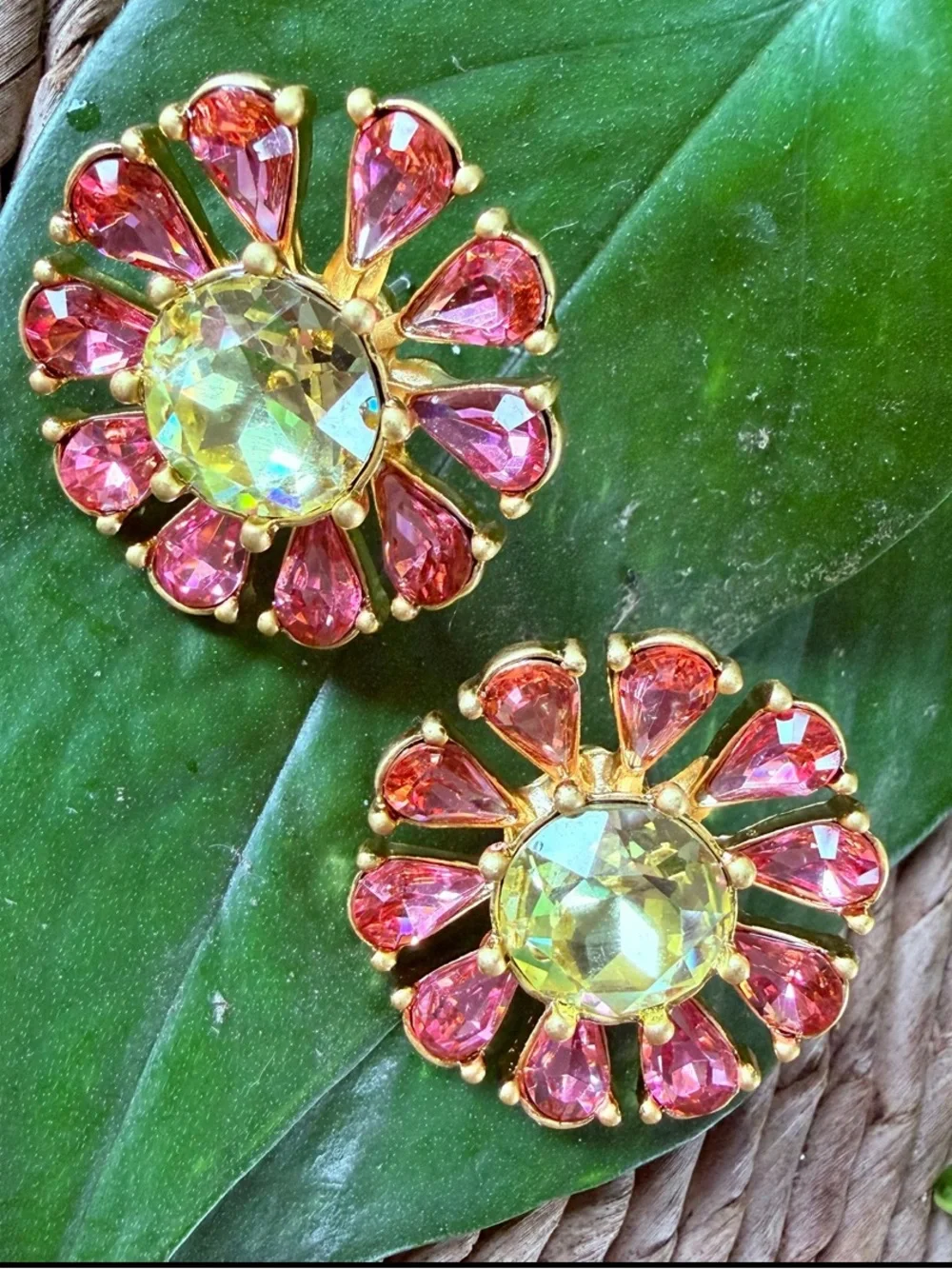 Oscar de la Renta Shimmering Crystal Flower Earrings PINK/JONQUIL✨Gold Tone Post